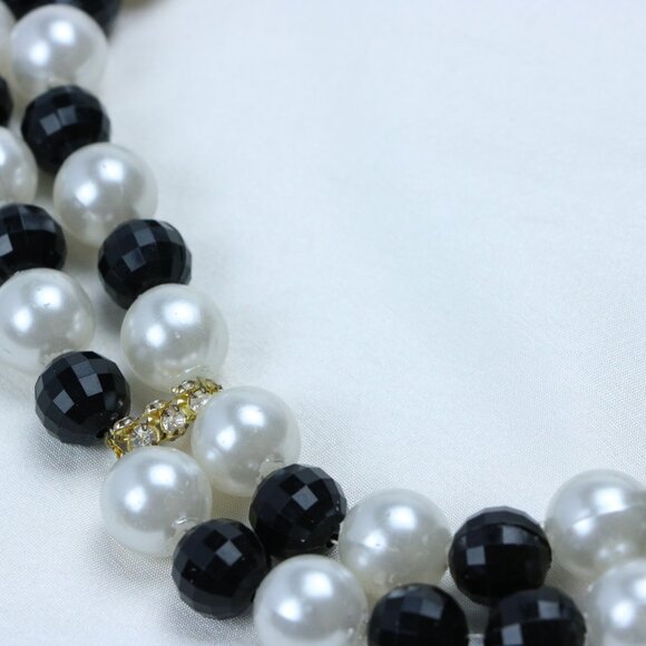 Vintage Black & White Beaded Statement Necklace with Pearl Accents - Picture 2 of 7